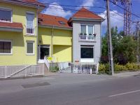 2002. Szigeszentmiklós Tököli-Bajcsy sarok társasház 6 lakás - 6 üzlet b